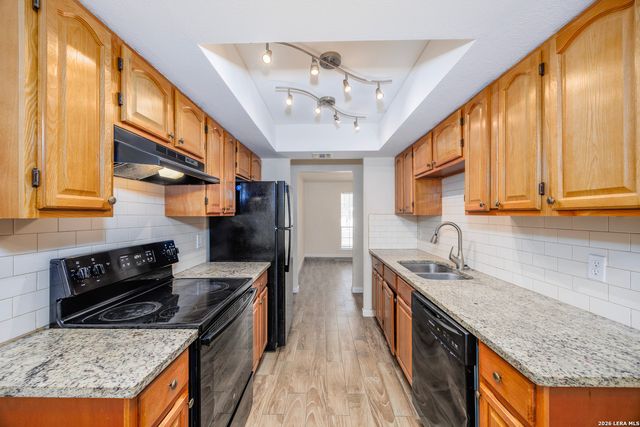 602 SAWTOOTH DR, San Antonio, TX 78245