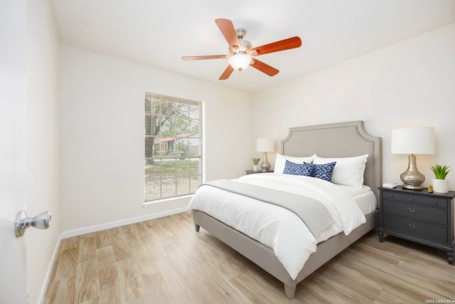 602 SAWTOOTH DR, San Antonio, TX 78245