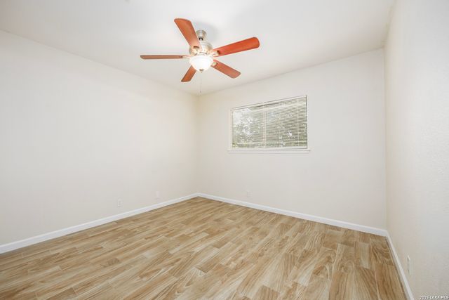 602 SAWTOOTH DR, San Antonio, TX 78245