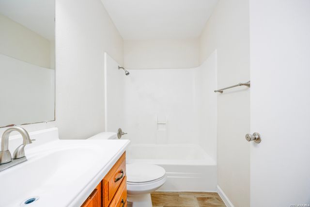 602 SAWTOOTH DR, San Antonio, TX 78245