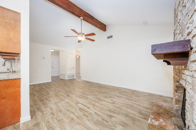 602 SAWTOOTH DR, San Antonio, TX 78245