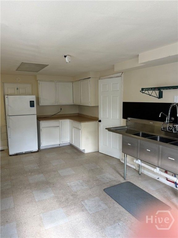 Image 2 of property listing at 45 Rosemont Street, Richmond Hill, GA 31324
