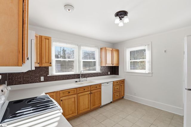 17 Butler Springs Road, Greenville, SC 29615