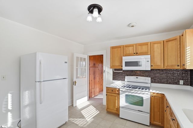 17 Butler Springs Road, Greenville, SC 29615