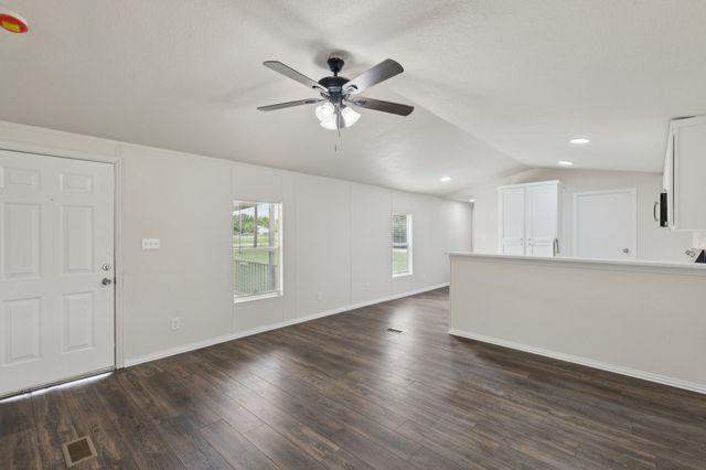 119 Kalinga Drive, Weatherford, TX 76085