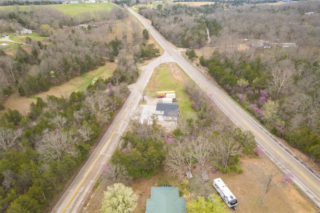 1130 Vineland School Road, De Soto, MO 63020