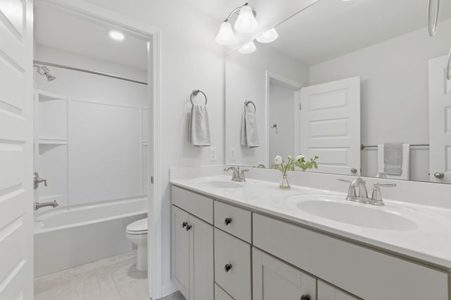 4108 Magnolia Farms Dr, Hermitage, TN 37076