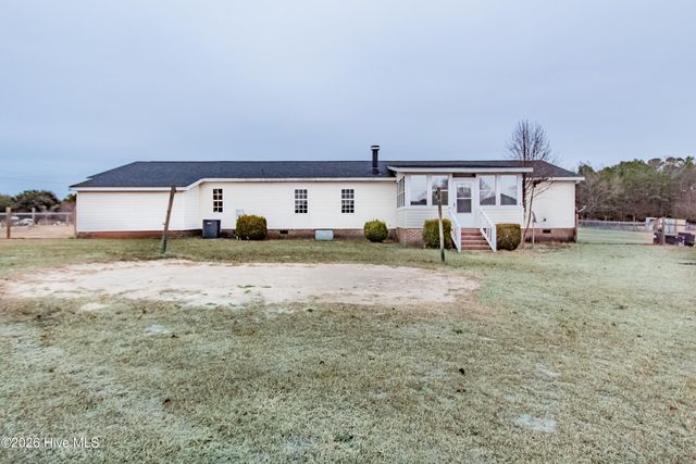 41 Dixie Trail Trail, Lumber Bridge, NC 28357