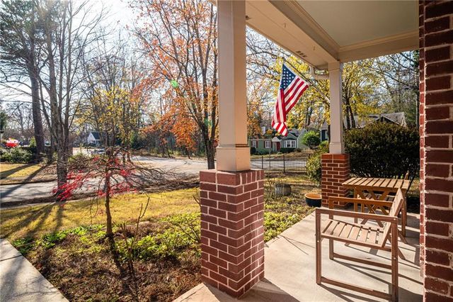 1355 East Gate Court SE, Atlanta, GA 30316