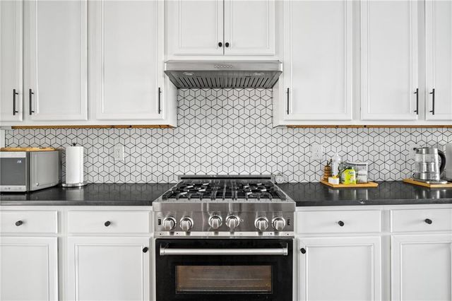 1355 East Gate Court SE, Atlanta, GA 30316