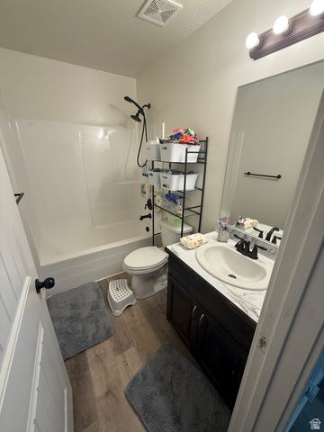 2102 E 1820 S, Naples, UT 84078