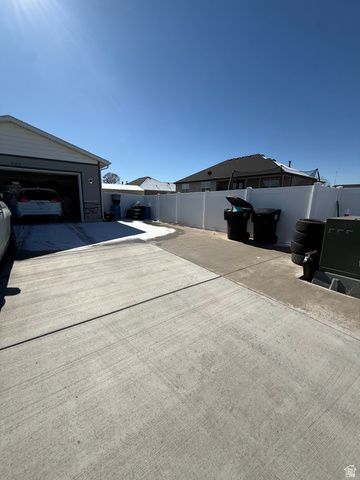 2102 E 1820 S, Naples, UT 84078