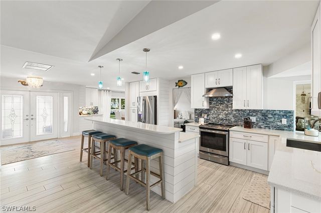 179 Dan River CT, Marco Island, FL 34145