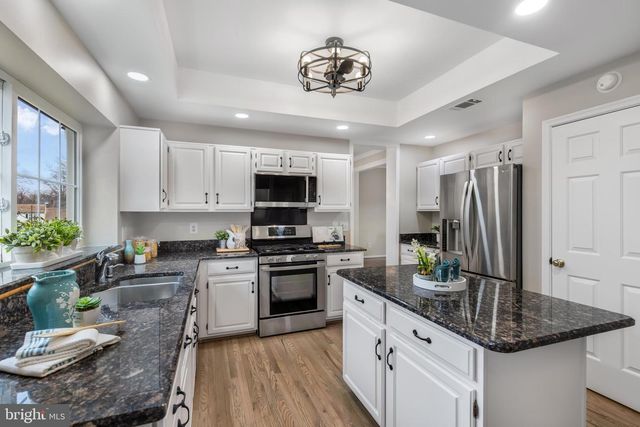 2796 MAPLE RIDGE DR, Woodbridge, VA 22192