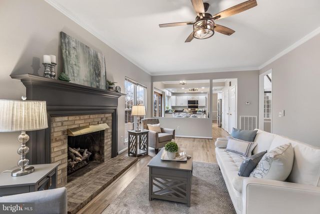 2796 MAPLE RIDGE DR, Woodbridge, VA 22192