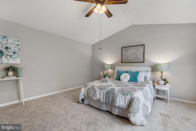 2796 MAPLE RIDGE DR, Woodbridge, VA 22192