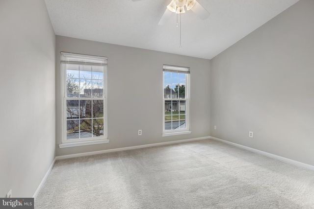 2796 MAPLE RIDGE DR, Woodbridge, VA 22192