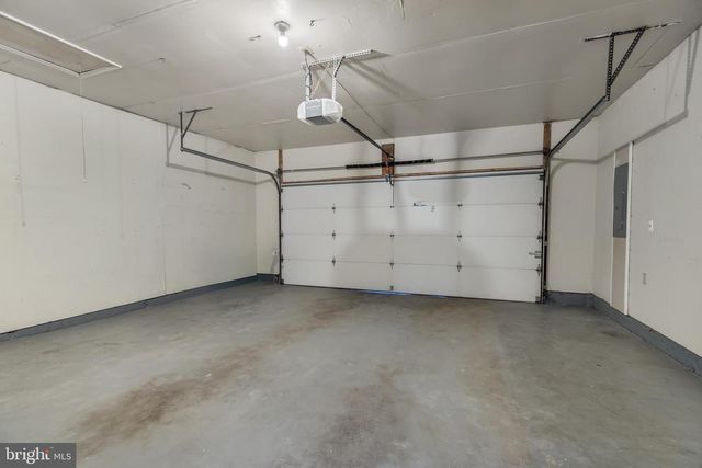 2796 MAPLE RIDGE DR, Woodbridge, VA 22192