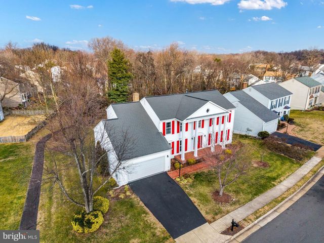 2796 MAPLE RIDGE DR, Woodbridge, VA 22192