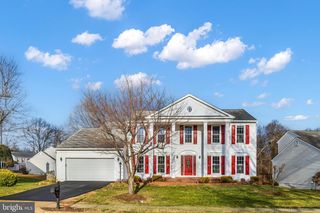 2796 MAPLE RIDGE DR, Woodbridge, VA 22192