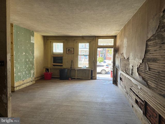 614 N BROOM ST, Wilmington, DE 19805