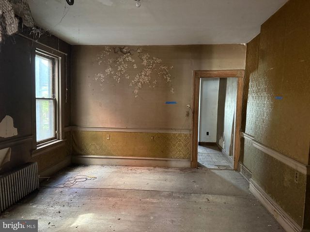614 N BROOM ST, Wilmington, DE 19805