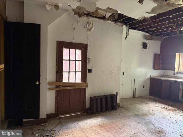 614 N BROOM ST, Wilmington, DE 19805
