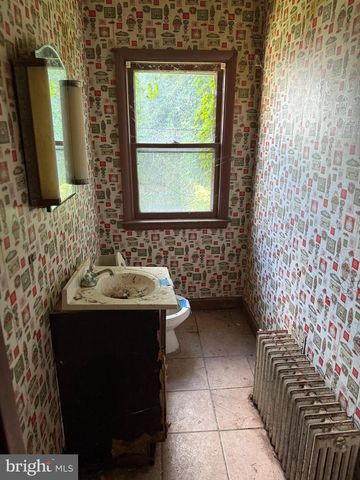 614 N BROOM ST, Wilmington, DE 19805