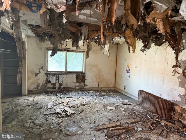 614 N BROOM ST, Wilmington, DE 19805