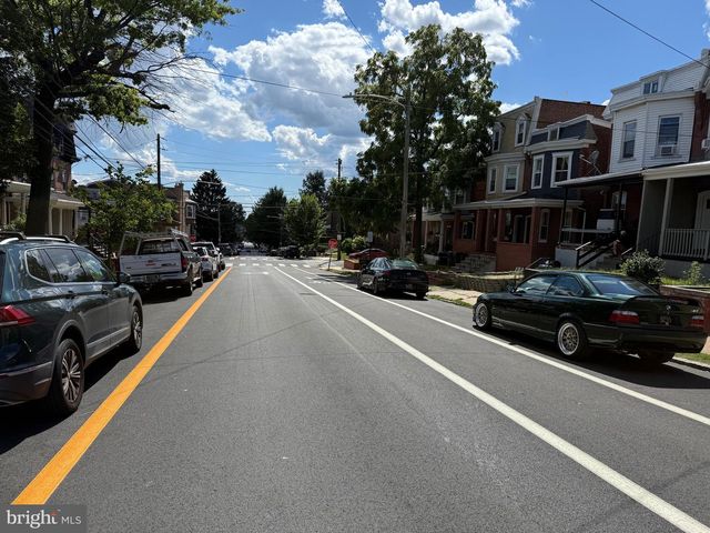 614 N BROOM ST, Wilmington, DE 19805