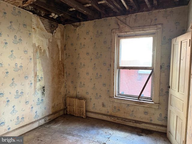 614 N BROOM ST, Wilmington, DE 19805