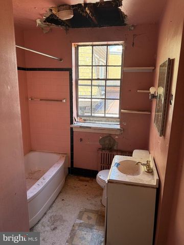 614 N BROOM ST, Wilmington, DE 19805