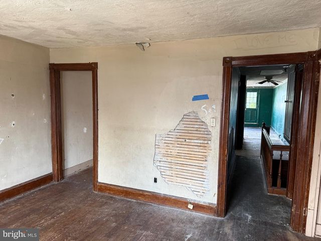 614 N BROOM ST, Wilmington, DE 19805