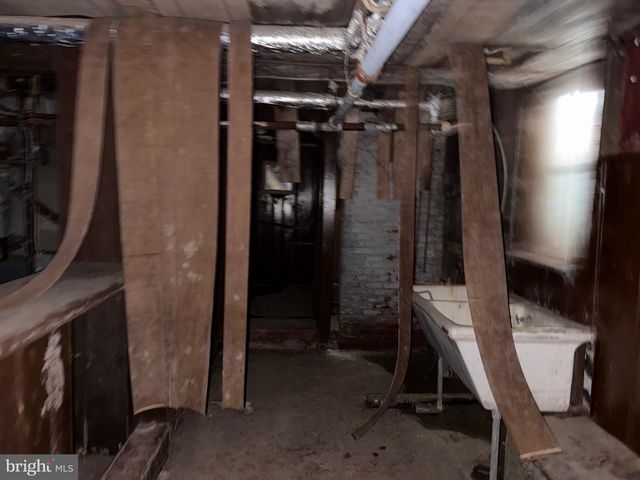 614 N BROOM ST, Wilmington, DE 19805