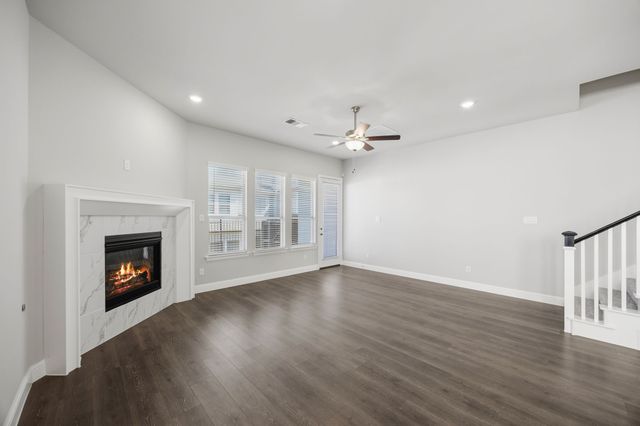 428 Waters Edge Drive 515, Hickory Creek, TX 75065