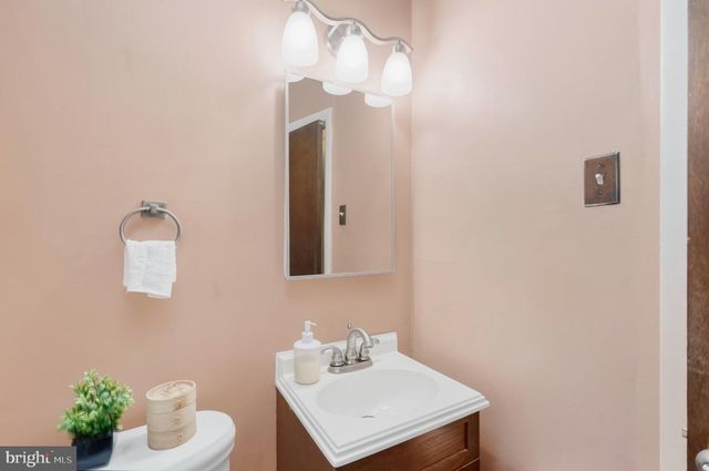 3167 STANWOOD ST, Philadelphia, PA 19136