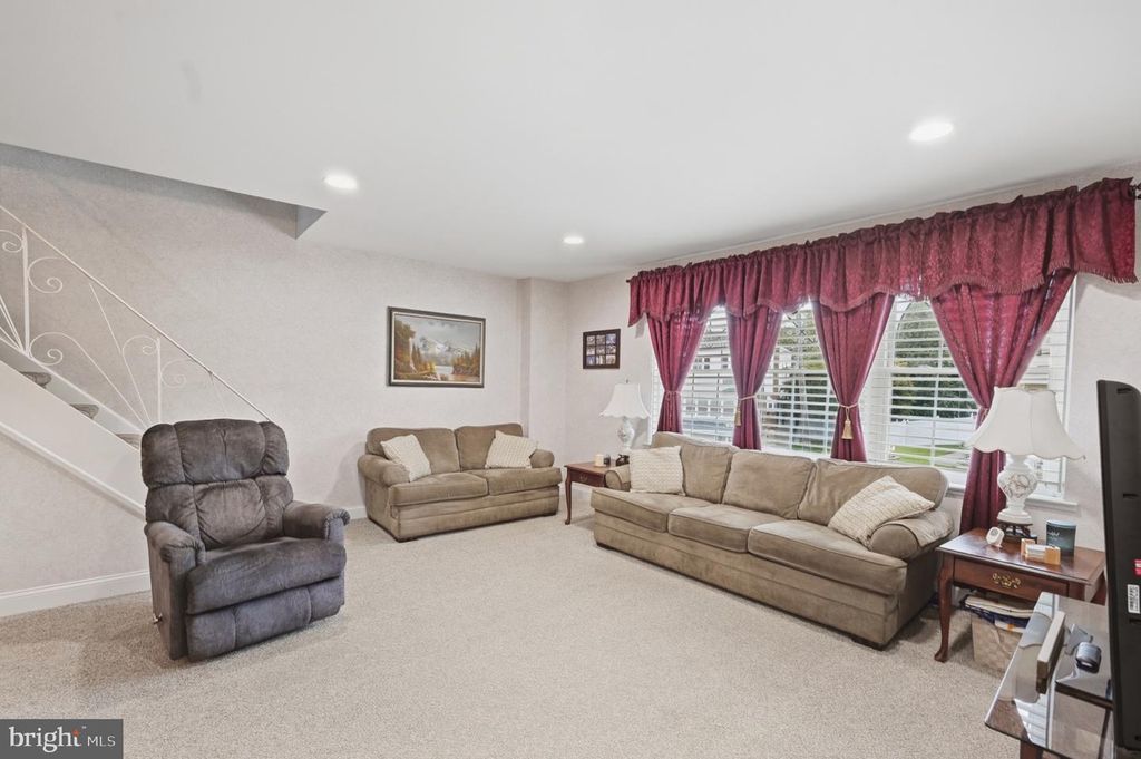 3167 STANWOOD ST, Philadelphia, PA 19136 — photo 4