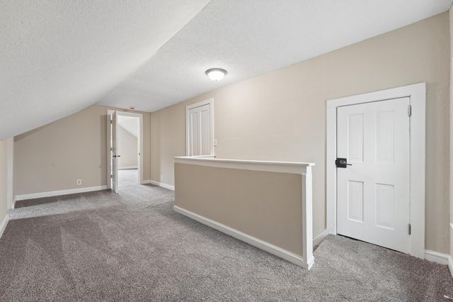 2811 Dupont Avenue N, Minneapolis, MN 55411