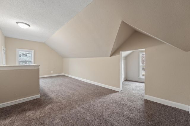 2811 Dupont Avenue N, Minneapolis, MN 55411