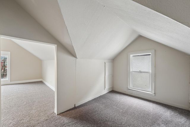 2811 Dupont Avenue N, Minneapolis, MN 55411