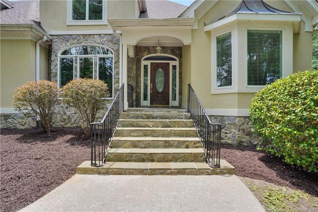 905 Mclean Street, Raeford, NC 28376