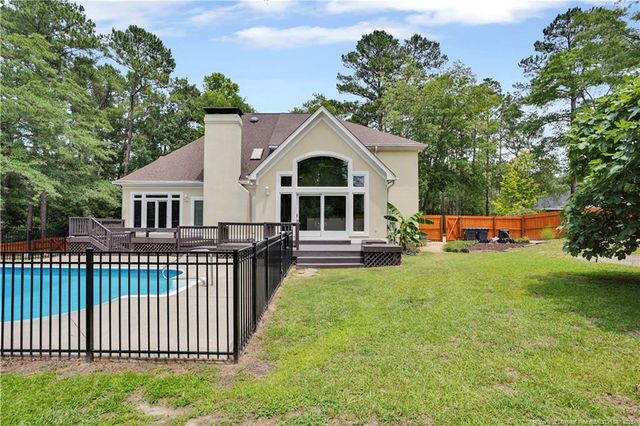 905 Mclean Street, Raeford, NC 28376