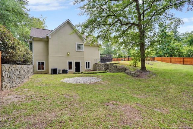 905 Mclean Street, Raeford, NC 28376