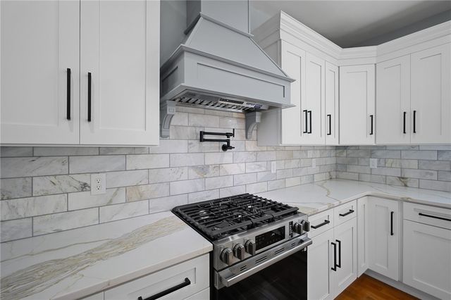 58 Jackson Avenue, Johnston, RI 02919