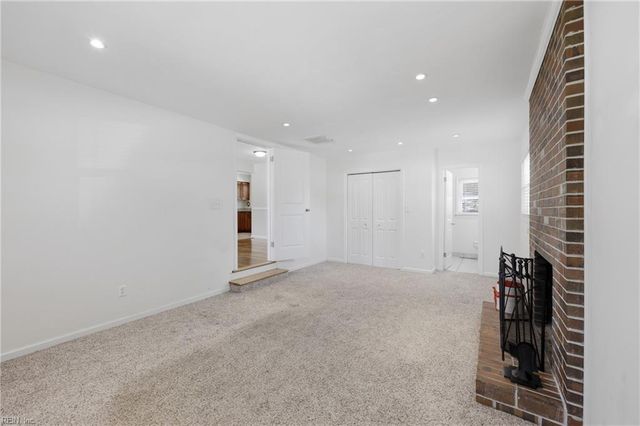 3733 Linnet LN, Portsmouth, VA 23703