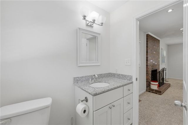 3733 Linnet LN, Portsmouth, VA 23703