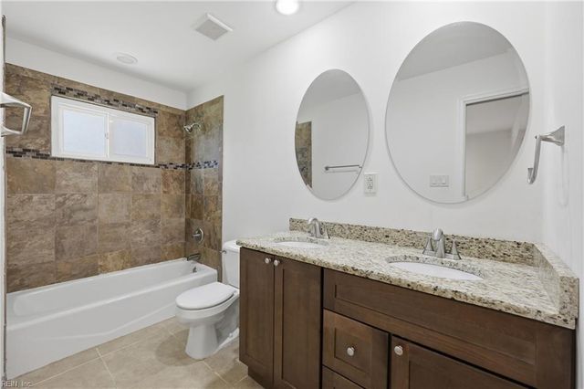 3733 Linnet LN, Portsmouth, VA 23703