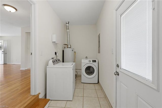 3733 Linnet LN, Portsmouth, VA 23703