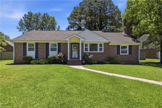 3733 Linnet LN, Portsmouth, VA 23703