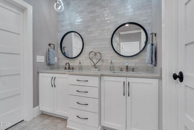 1433 Nottingham Road, Raleigh, NC 27607